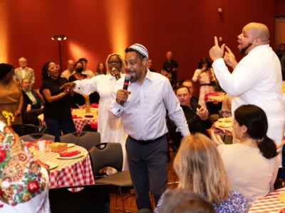 Joshua Nelson, the "prince of kosher gospel," performs at the Jewish Community Center of San Francisco on Wednesday.Credit: Adam Jaeger Silverman