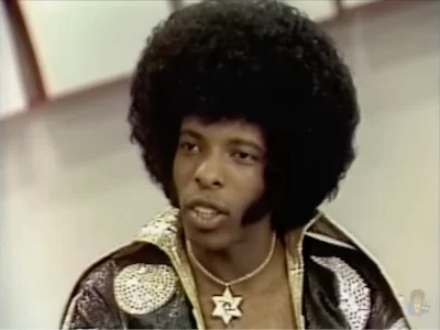 Sly Stone on "The Mike Douglas Show," 1974. (Screenshot)